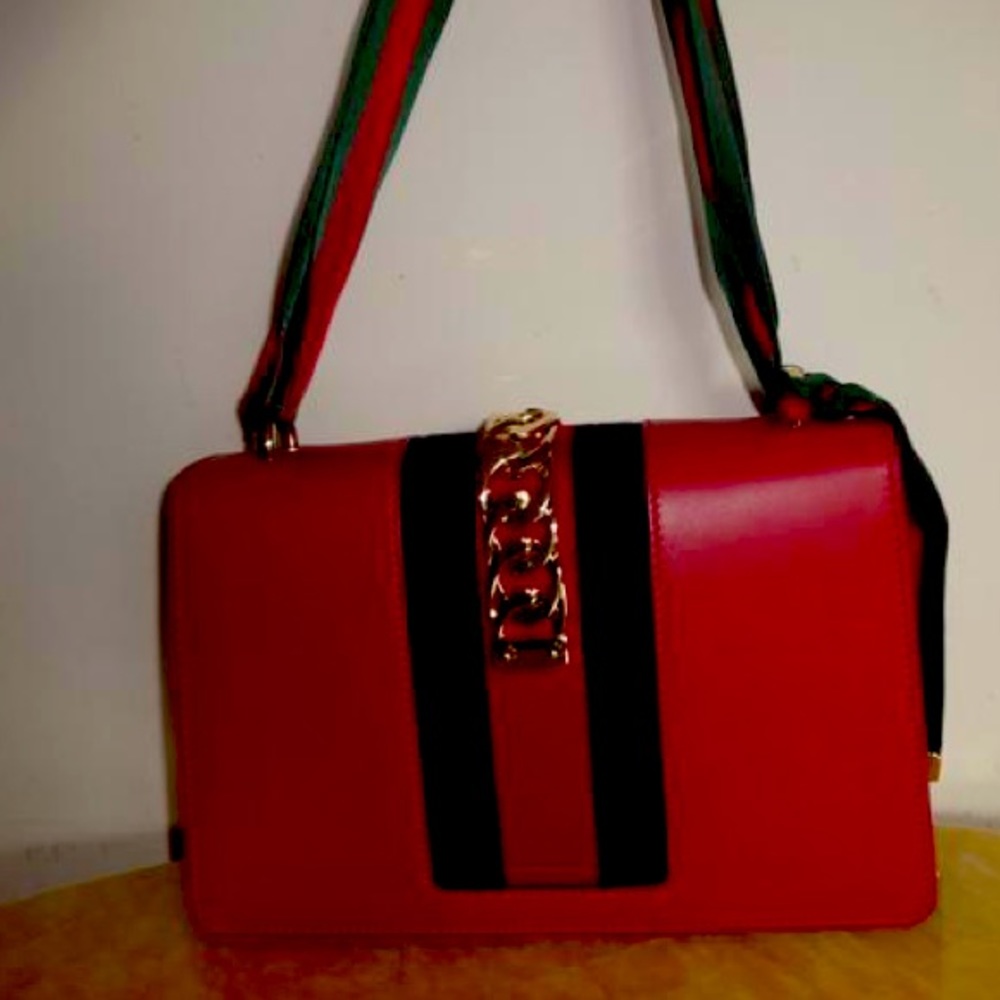 leather Sylvie Small Shoulder Bag- Hibiscus Red